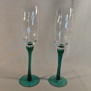 2 Set Vintage Turquoise Green Stem Wine Glasses Twisted Glass Chutes Aqua Swirl